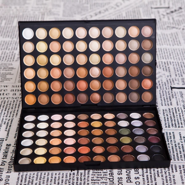 Mac professional makeup palette 120 Mac professional makeup palette 120