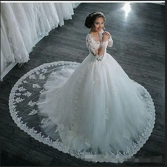 Luxury Applique Crystal Wedding Dresses With Gorgeous O Neck Long Sleeve Covered Button Back Sweep Train Bridal Gown 2017 New | Свадьбы и