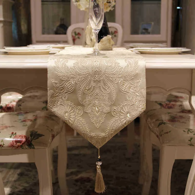 

3 Colors European Concise Table Runners For Wedding Luxurious Embroidered Cotton Linen Table Runner Cabinet Cover Home Decor