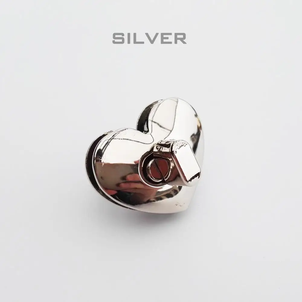 Абсолютно высококачественный кожаный чехол-сумка в форме сердца с поворотным замком и застежкой застежки-пряжки - Цвет: silver