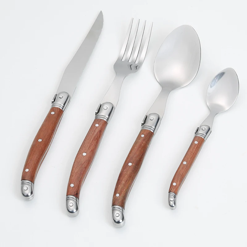 laguiole dinnerware set (8)