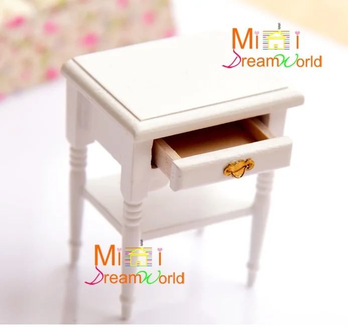 Миниатюрный Кукольный дом аксессуары для мини-мебели Модель-Болванка-образная ручка чистый белый прикроватный столик маленький боковой стол - Цвет: Белый