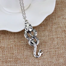 Dongsheng Nagini collar de slytherin Horcrux Voldemort muerte Eater serpiente collares Vintage plateado marca oscura para Mujeres Hombres-30