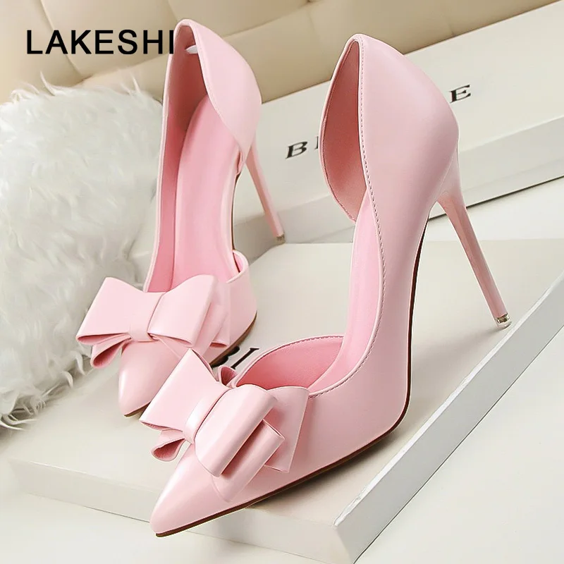 LAKESHI/ г.; модные женские туфли-лодочки; пикантные свадебные туфли на высоком каблуке; однотонные женские туфли на шпильке с острым носком и бантом; женская обувь белого цвета