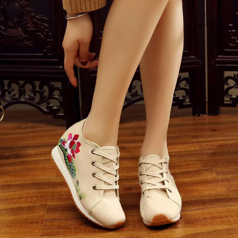 Женская обувь с цветочной вышивкой лотоса; парусиновая обувь для путешествий в китайском стиле на шнуровке; Повседневная хлопковая обувь на платформе; женская обувь; sapato feminino - Цвет: 1