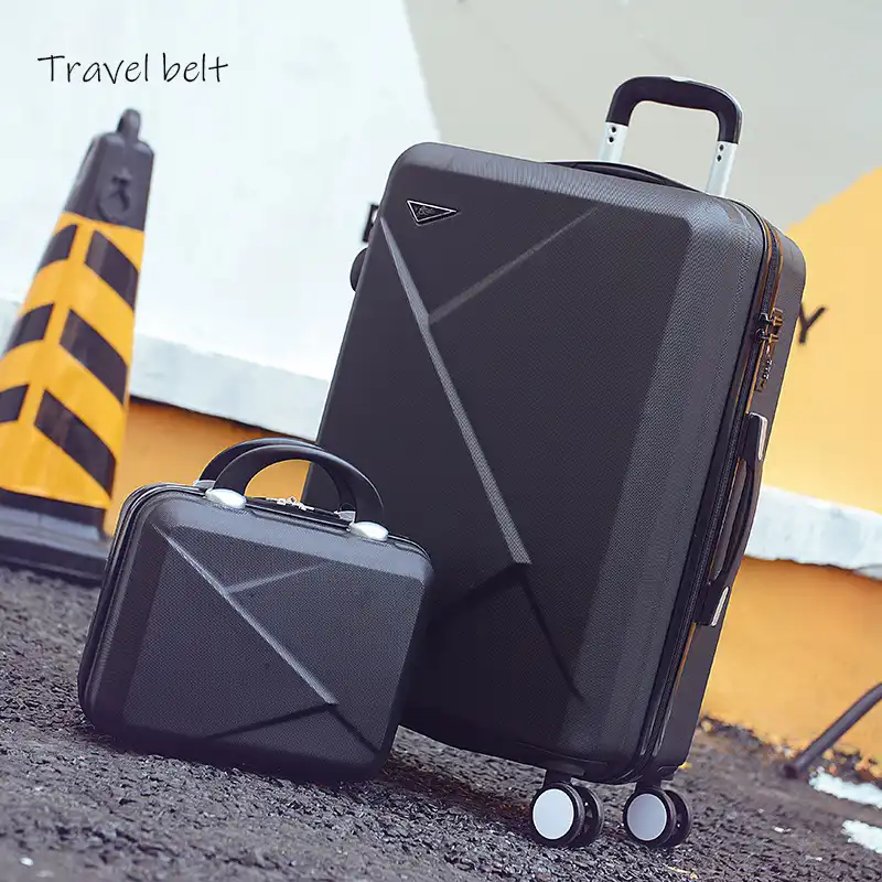 cabin suitcase weight