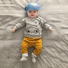 Комплект одежды для маленьких мальчиков и девочек, теплая Повседневная футболка для малышей, блузка, брюки, осенняя одежда с рисунком