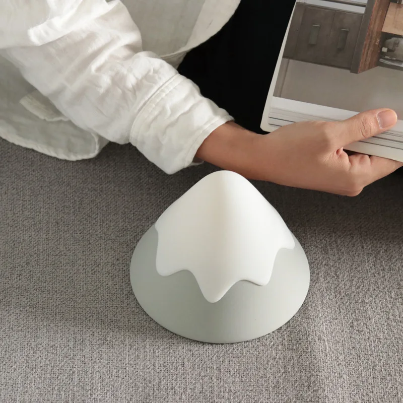 

FENGLAIYI Creative Silicone USB Charging Voice Sensor LED Snow Mountain Night Light Kids Bedroom Bedside Lamp Atmosphere Light