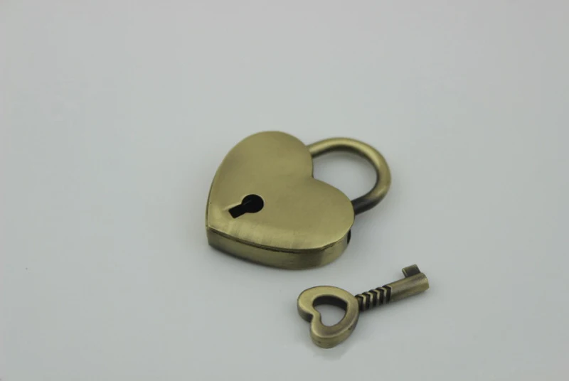 kiss lock frame