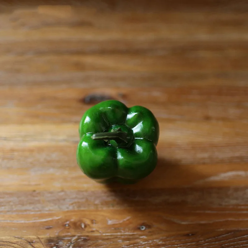 1 шт. пластиковый реалистичный реквизит для фотосессии кухонный горячий дисплей имитация поддельная модель домашний декор растительный искусственный - Цвет: Green pepper