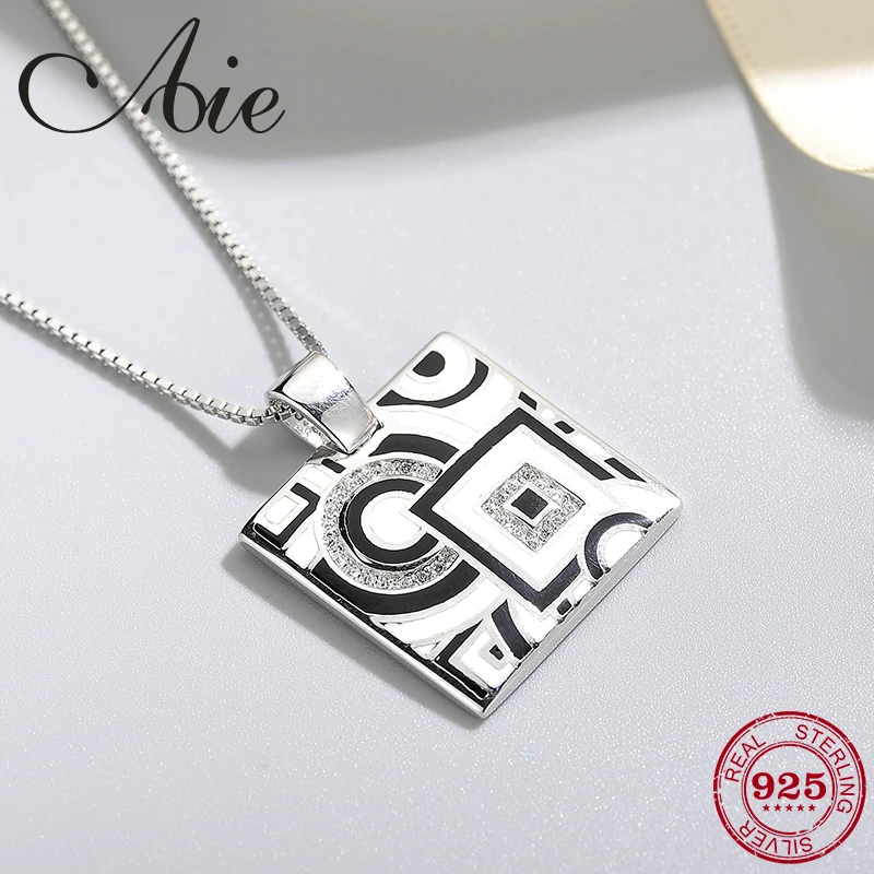 

2018 Fashion gift 925 Sterling Silver square geometry pattern black and white Enamel fine Necklace Pendant Party Jewelry