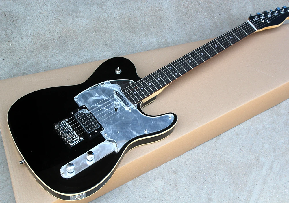 

Factory Black Electric Guitar with Mirror Pickguard,Rosewood Fretboard,Binding Body,HS Pikcups,Can be customized