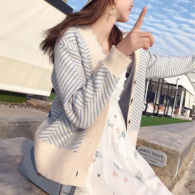 

2019 Autumn Slim Single Breasted Sweater Female Striped Knitted Cardigan Korean Lady's Long Sleeved Sweaters Jacket Winter