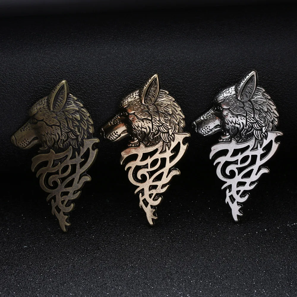 Vintage punk wolf badge brooch