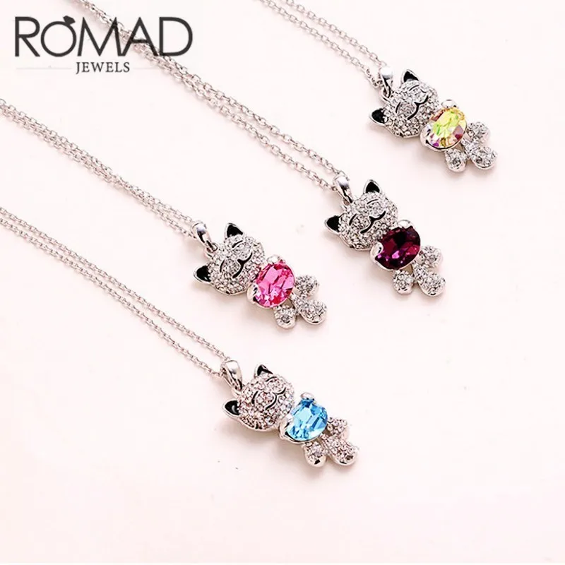 

New Luminous Stone Fluorescent Cute Bear Crystal Pendant Necklace Cubic Zirconia Women Girl Silver Chain Necklace Jewelry Gifts