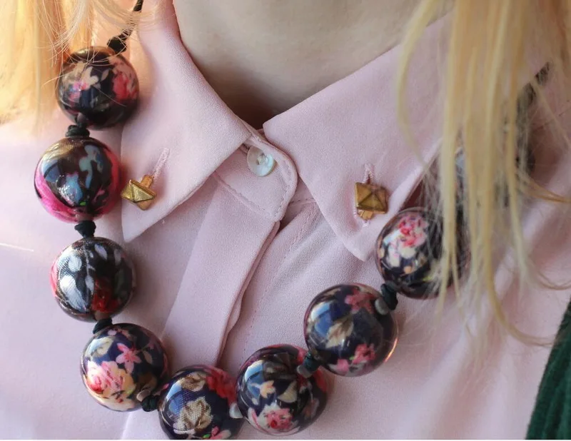 Европейский стиль большая черная ткань с розовым цветком обернутые бусы ожерелье для женщин