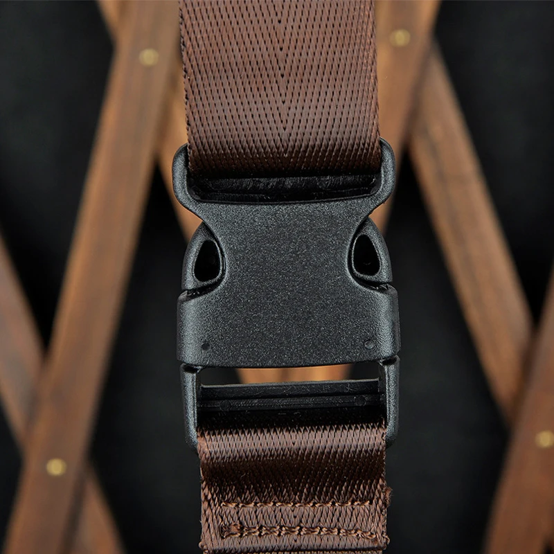 7646143172_2068518898