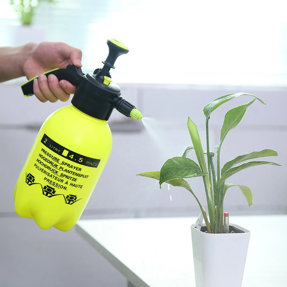 

2L Sprayer Portable Garden Adjustable Pressure Spray Bottle Kettle Plant Flower Watering Can Sprayer Gardening Tools
