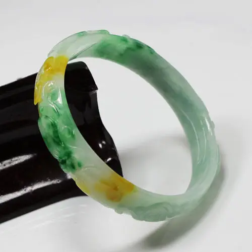 

3071 BEAUTIFUL CHINA HAND-CARVED EMERALD GREEN JADE GEMS BANGLE BRACELET