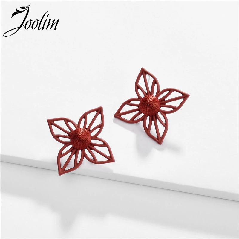 

Joolim Alloy Cutout Flower Stud Earring Fashion Earring Wholesale Jewelry Wholesale