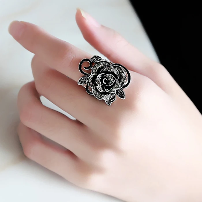 Black Rose Flower Big Vintage Rings For Women Unique Retro Crystal Rhinestone Jewelry finger ring jewelry accessories