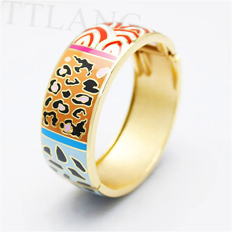 

2.5cm Width Leopard Print Spots Alloy Openable Enamel Jewelry Bangle