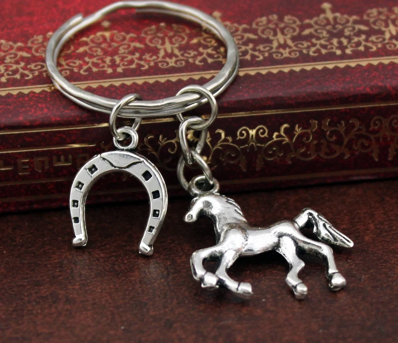 

Silver Horseshoe Keychains & Key Rings Horse Key Chains Accessories For Women & Men Fashion Jewelry