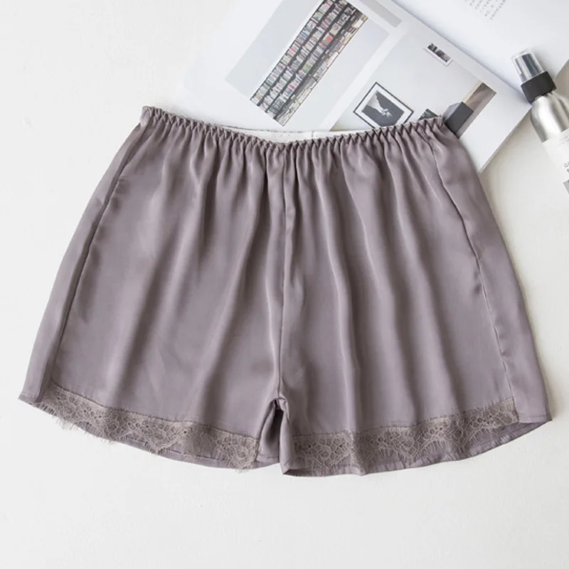 4092982765_548361044