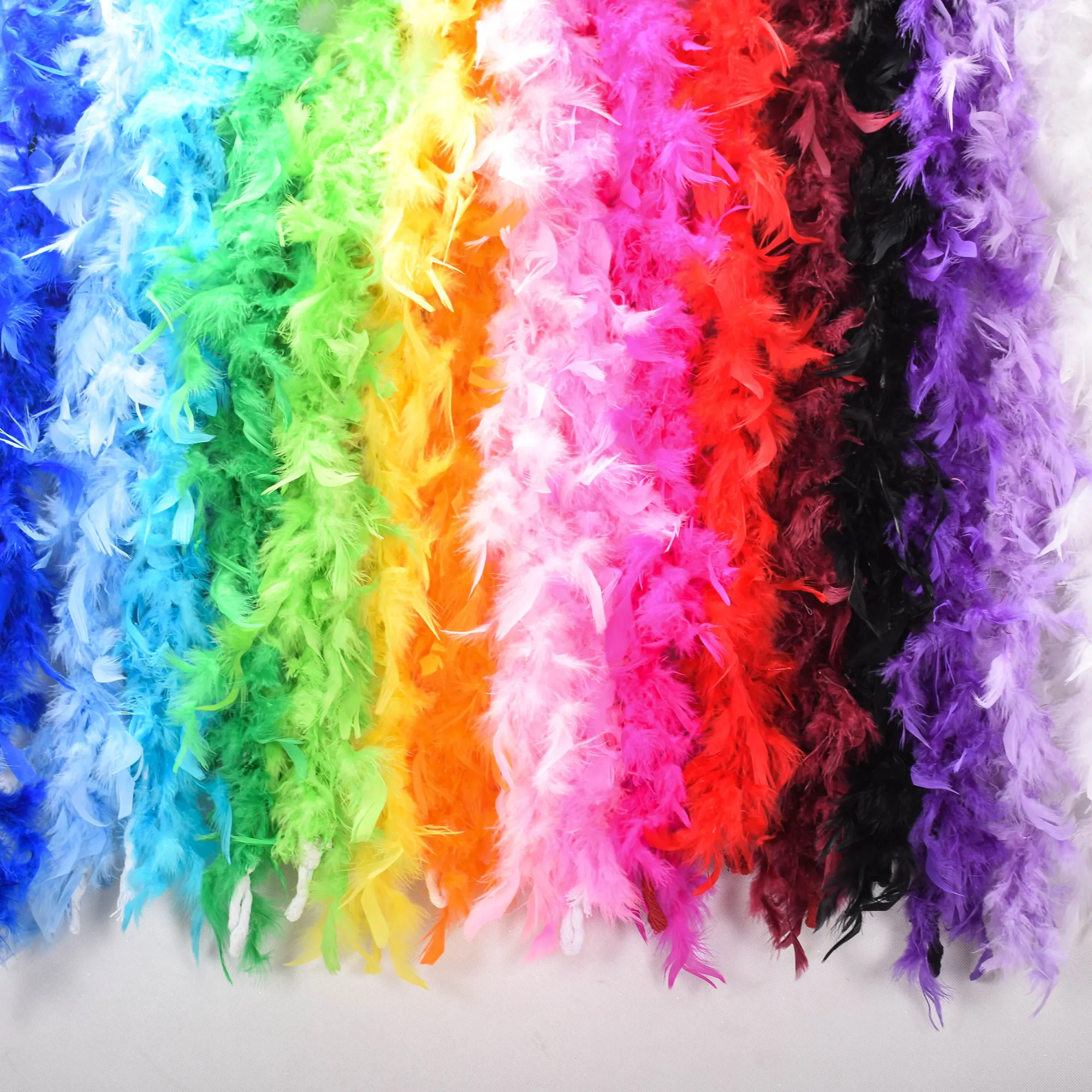 

Multi-Color Fluffy Handcraft Ostrich Feather Plume Boas Scarf Clothes For Wedding Decoration Performance Dance Supplies
