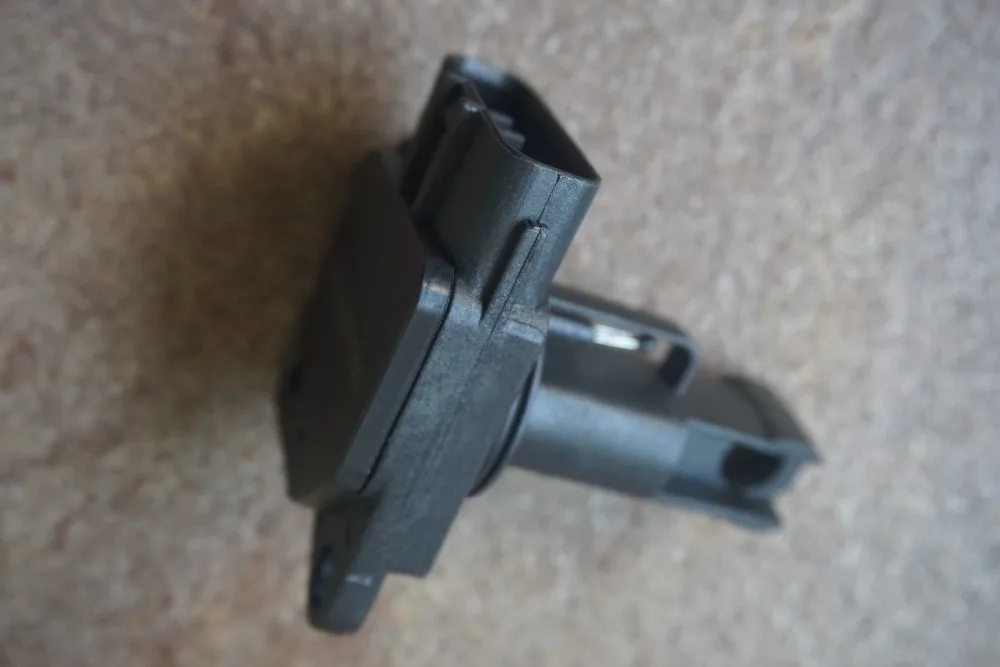 Массовый расход воздуха Сенсор МАФ чехол для Mazda 323 6 626 MX 5 Volvo S60 S80 V70 MR547077 197400 2270 L321