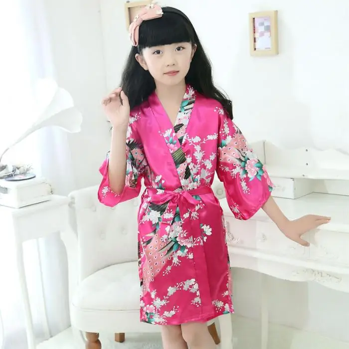 Модный детский Атласный халат для девочек, цветочный халат с принтом павлина, Короткое Кимоно, ночное купальное платье, M09
