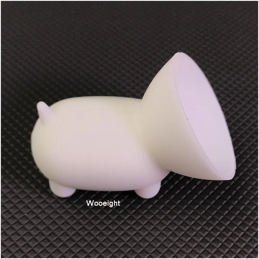 1Pc Antistress Toy Universal Sucker Mini Silicone Kawaii Cartoon Pig Bracket Lazy Phone Base Novelty Toys For Kids Adults (7)