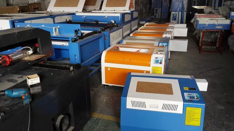 

30*40 см CNC машина для лазерной резки резиновых штампов