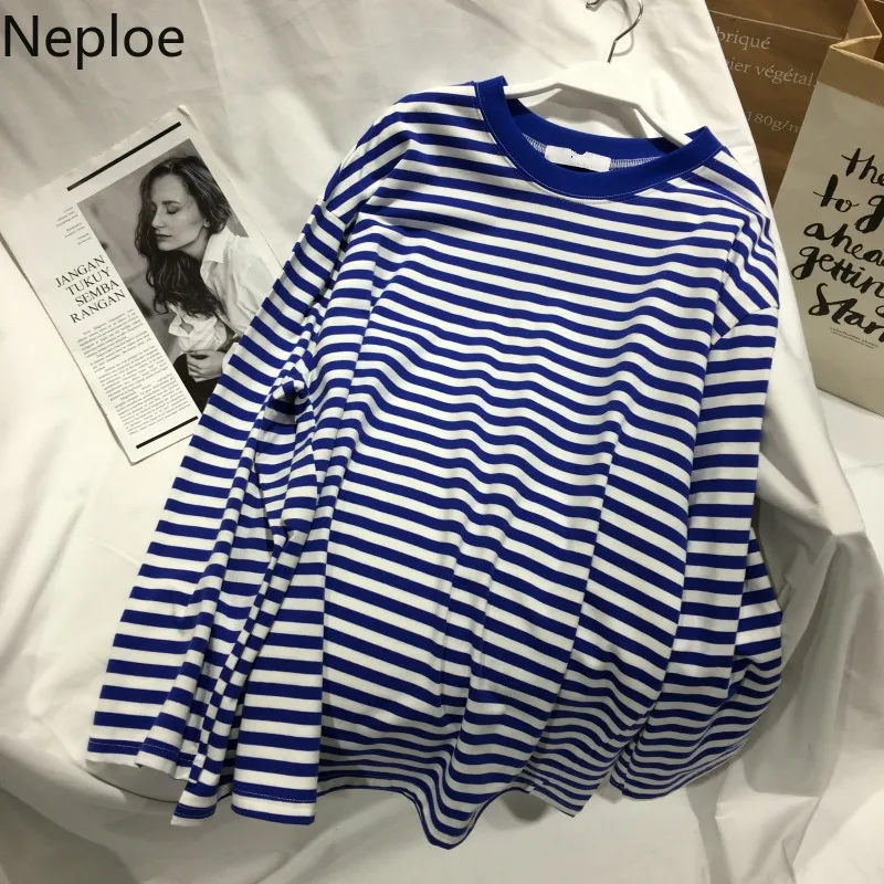 Neploe, весенне-осенняя футболка для женщин, корейская мода, свободные базовые полосатые футболки, большие размеры, топы с длинным рукавом, женские рубашки