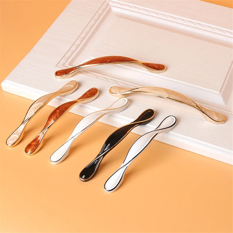 6722372739_1531136306