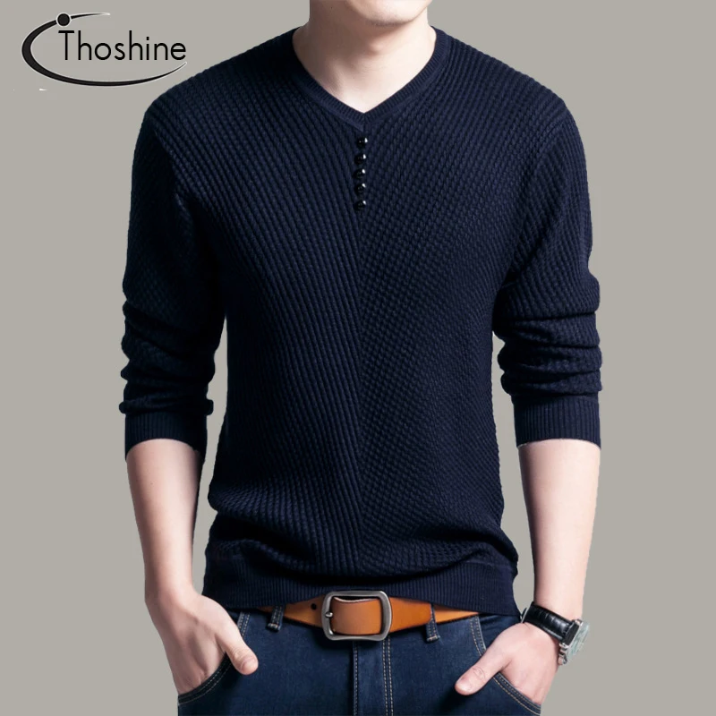 Thoshine العلامة التجارية الربيع الخريف نمط الرجال محبوك حك سترة رقيقة الخامس الرقبة أزرار الذكور عارضة البلوفرات الصلبة اللون أوم صداري