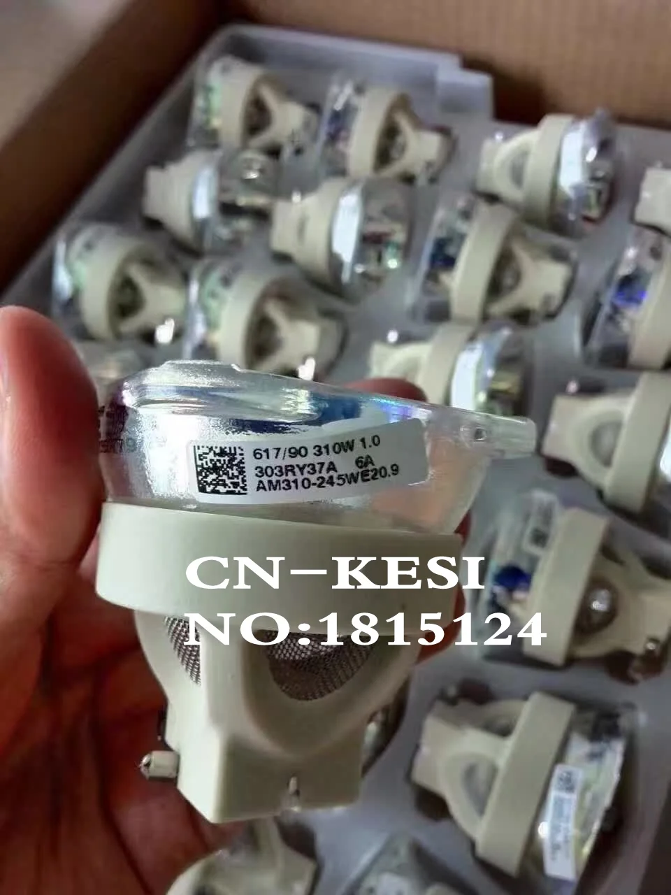 Оригинальная сменная лампа VIVITEK 5811118436-SVV для проекторов D966HD D967 D968U (310 Вт) |