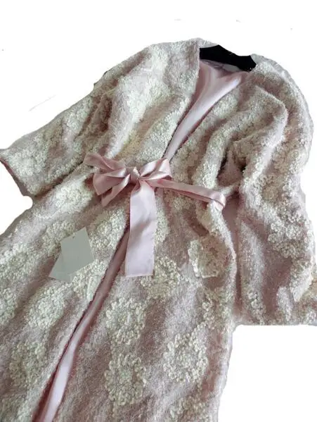 Новая осенне-зимняя Шелковая пижама халат Роскошная ночная рубашка женская вышитая длинная ночная рубашка утолщенная Пижама
