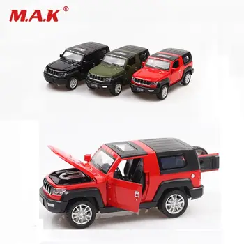 

High Simulation 1:32 Wolf Warriors II Alloy Pull Back Toy Jeep Car Model Musical Flashing Five Open Doors for Children Boys Gift