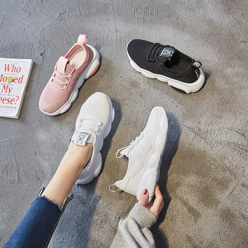 

2019 Ladies Spring Autumn Casual Shoes Women Bear Bottom Sneakers Mesh Breathable Comfortable Luxury Sport Shoes