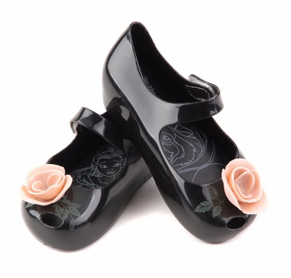 chhote chhote bacchon ki sandal