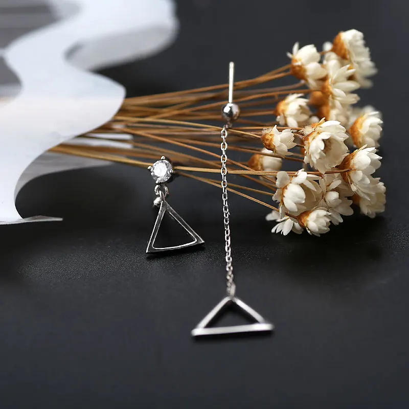 Pendientes De Mujer Geométricos En Forma De Triángulo Irregu