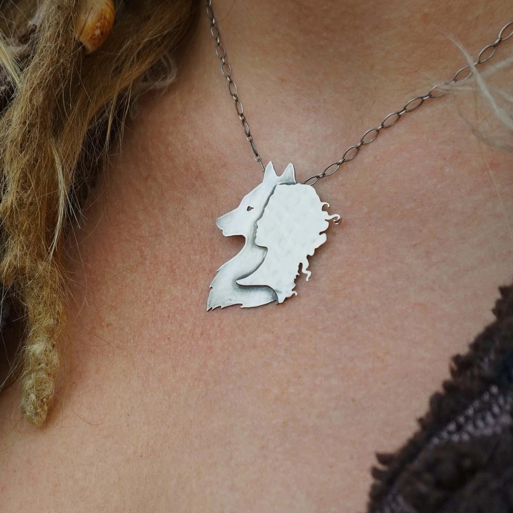 Collar de Lobo y mujer, collar pagano, joyería mecán, joyería de Halloween, Fantasía|Collares cadena| - AliExpress