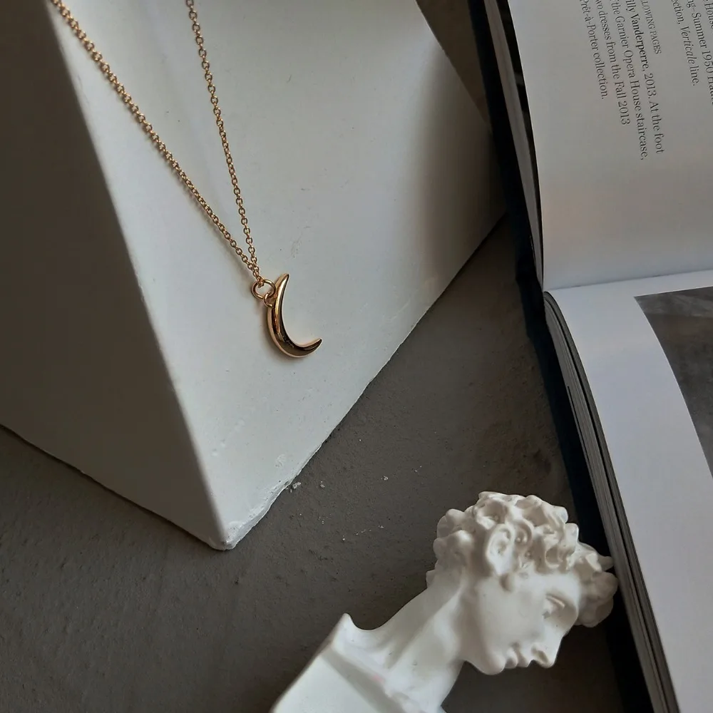 

MLKENLY Real 925 Sterling Silver Gold Necklace For Women Gold Color Moon Short Pendant Necklace Women Necklaces & Pendants