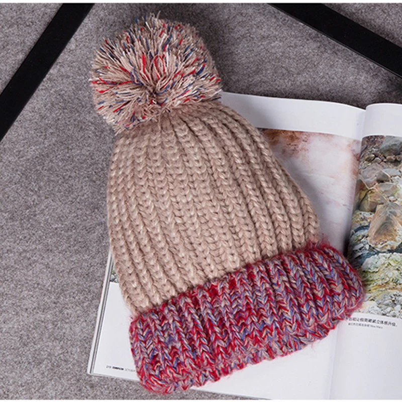 

MAXSITI U Manual wool ball Double color yarn design knitted cap Female winter warm hat accessories