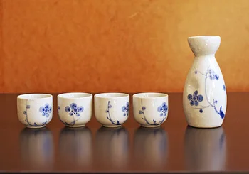 

Japanese Ceramic flagon stoup cann Set Handmade plum Ceramic tableware kit suit saka wine pot Wine bottle A flagon Four cup JJ