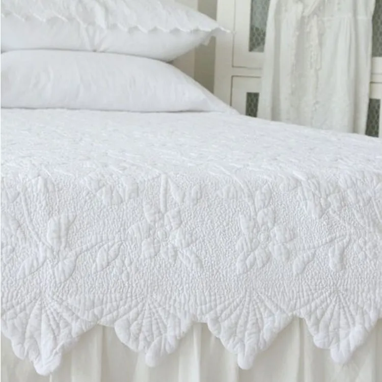 

Free shipping 100%cotton 3pcs white gray pink full queen king size embroidery handmade patchwork quilt solid color bedspread