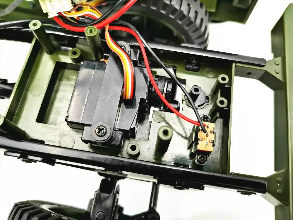 LeadingStar 1:10 Remote Control Car C606 Four-wheel Drive Climbing Jeep RC CAR Convertible Toy Car