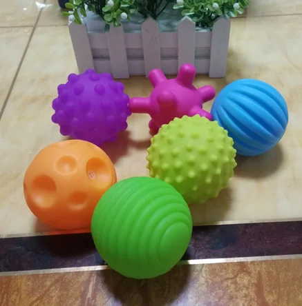 4@6 pcs Textured Multi Ball Set develop baby's tactile senses toy Baby touch hand ball toys baby training ball Massage soft ball 7