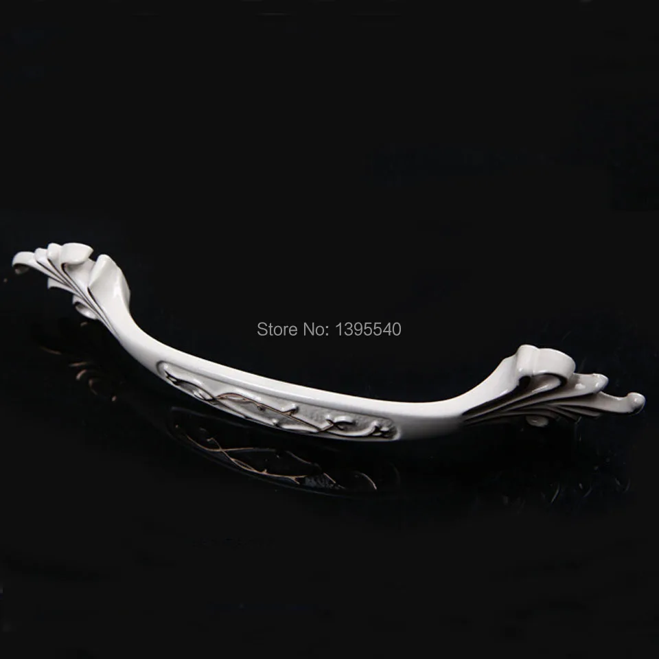 Invory cabinet  handles 2 .jpg